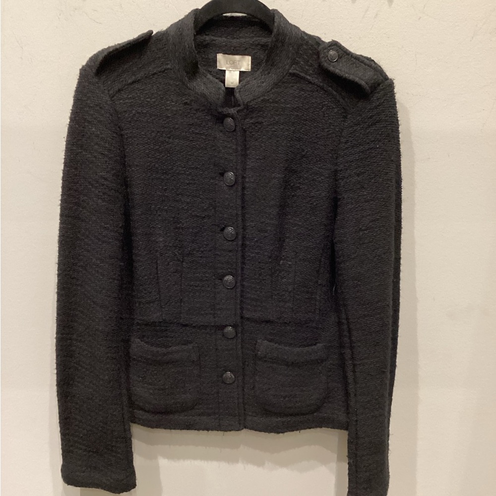 Chic Black Button-Up Jacket